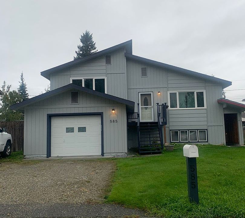 1st image of 585 Slater Dr Unit 1