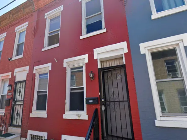 2210 Greenwich St, Philadelphia, PA 19146
