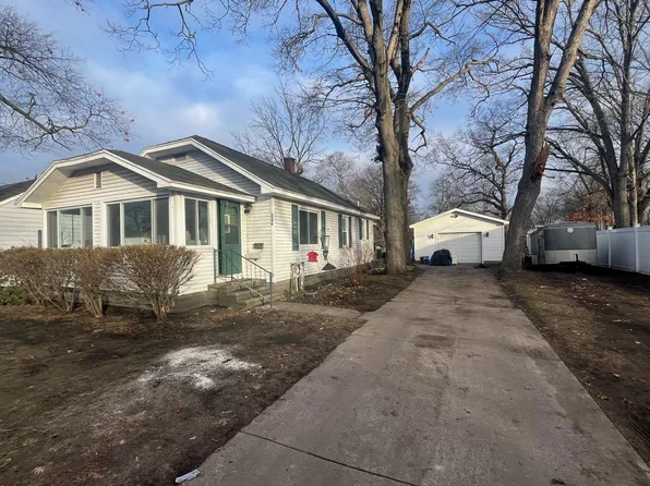 2246 Sherman St, Muskegon, MI 49445
