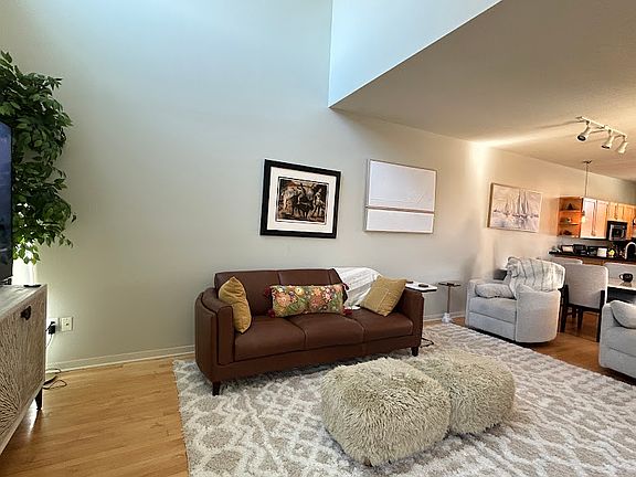 5th image of 4577 Madison Ave #A