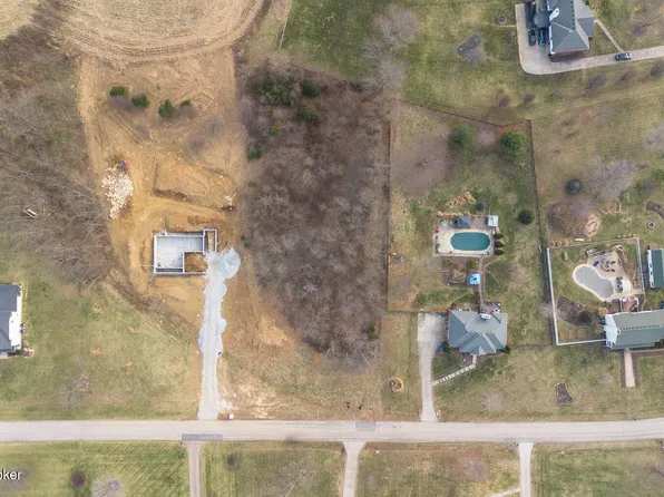 4905 Sycamore Run Dr, La Grange, KY 40031