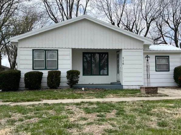 716 N Main St, Stuart, IA 50250