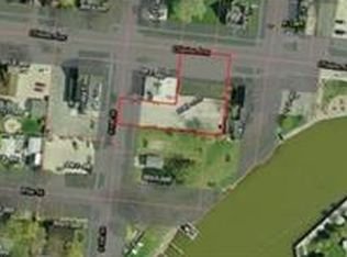 405 Clinton Ave, Saint Clair, MI