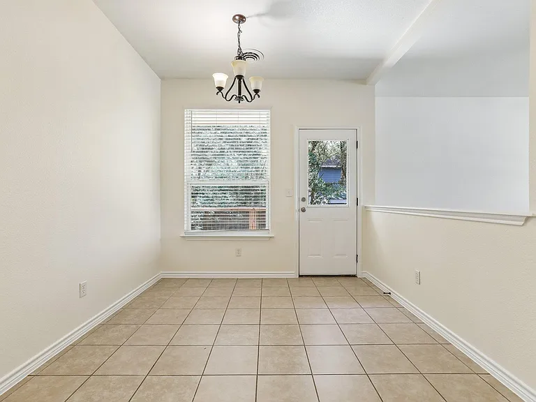 133 N Kanaio Dr #B — Photo 6