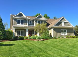 6298 Cascade Pointe Dr SE, Grand Rapids, MI