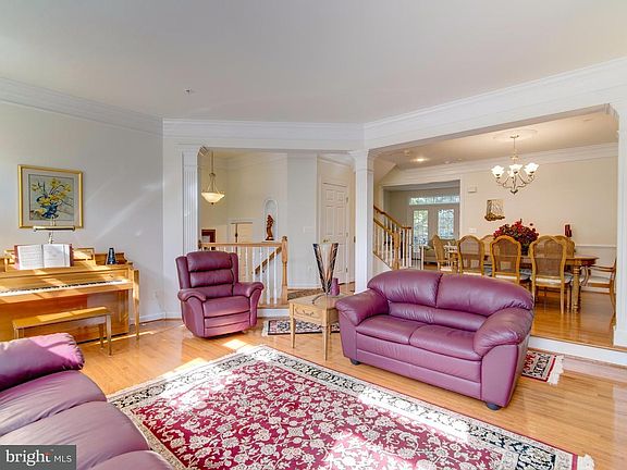 3rd image of 6565 Washington Blvd