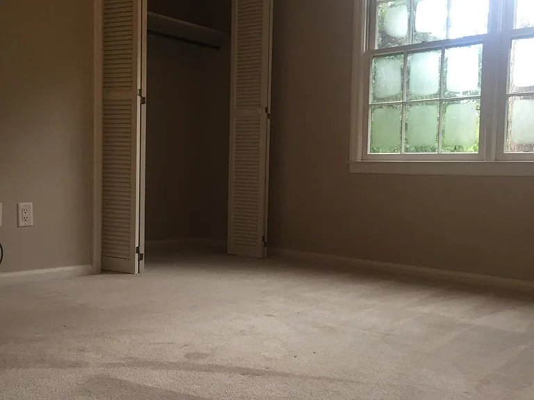 214 Oakleaf Dr — Photo 33