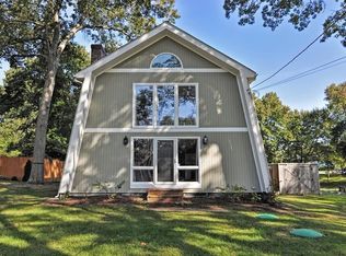 15 Long Ave, Attleboro, MA 02703