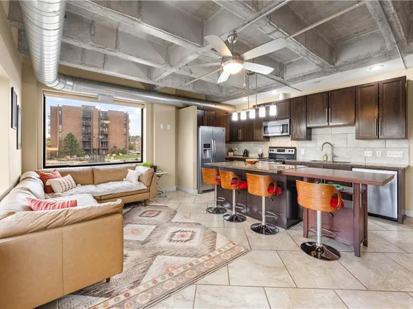 2940 Baltimore Ave APT 1201, Kansas City, MO 64108
