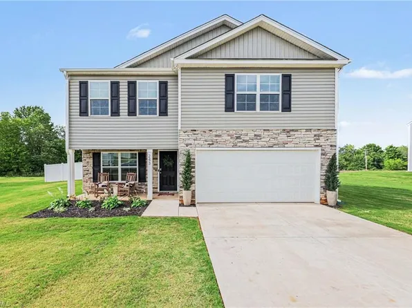 243 Sadie Mae Dr, Lexington, NC 27295