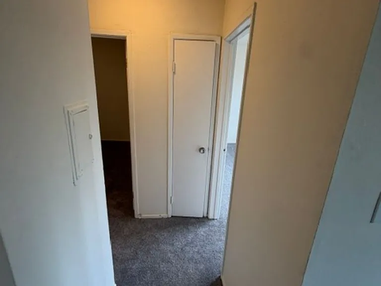 407 Fairmount Ave — Photo 34