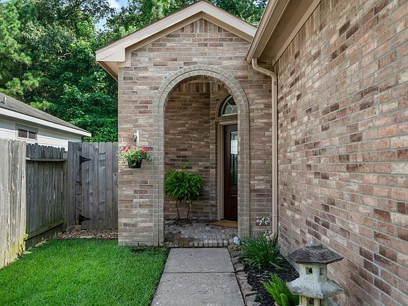 Entrance to this fantastic home!