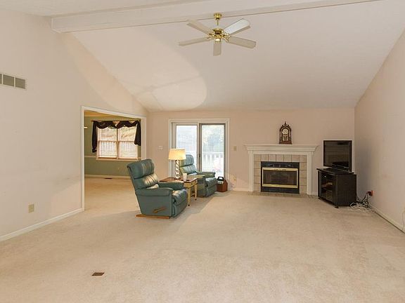 2nd image of 7319 Eastwick Ln