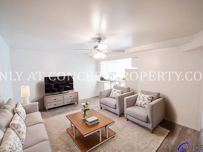 Aspen Pines — Photo 182