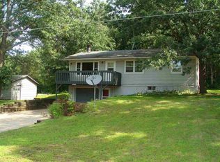 W10874 Fox Gln, Poynette, WI 53955