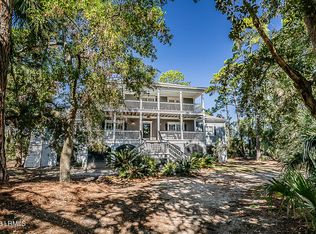 359 Wahoo Dr, Saint Helena Island, SC 29920