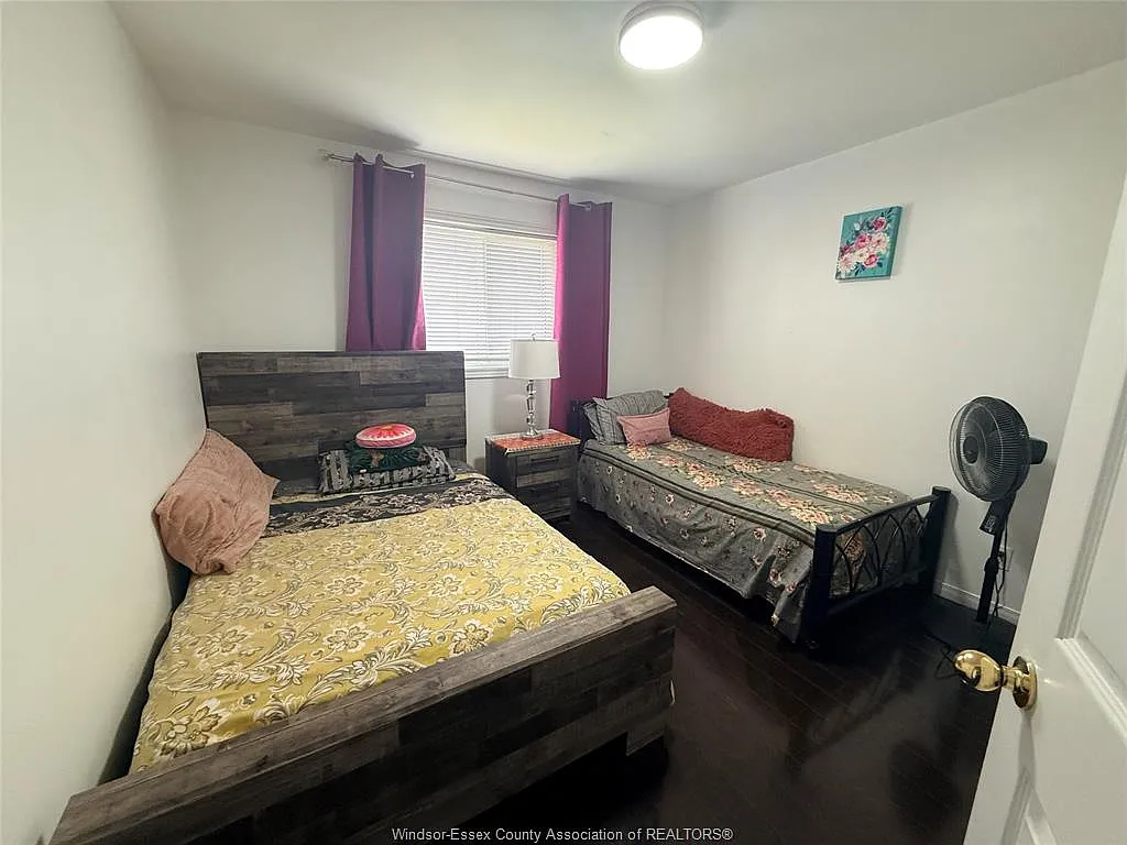 3 bed, $2,690 — Photo 4