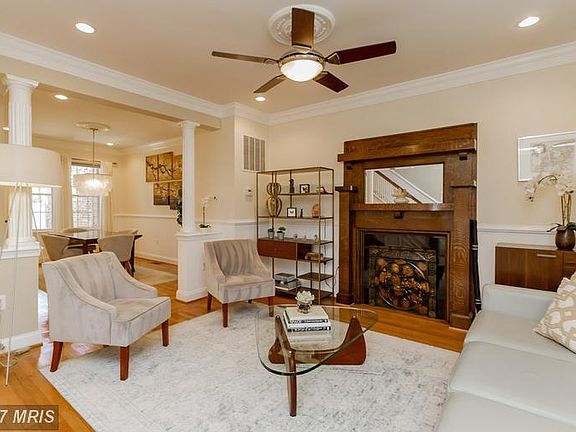 Original Woodwork Feature on Mantel!
