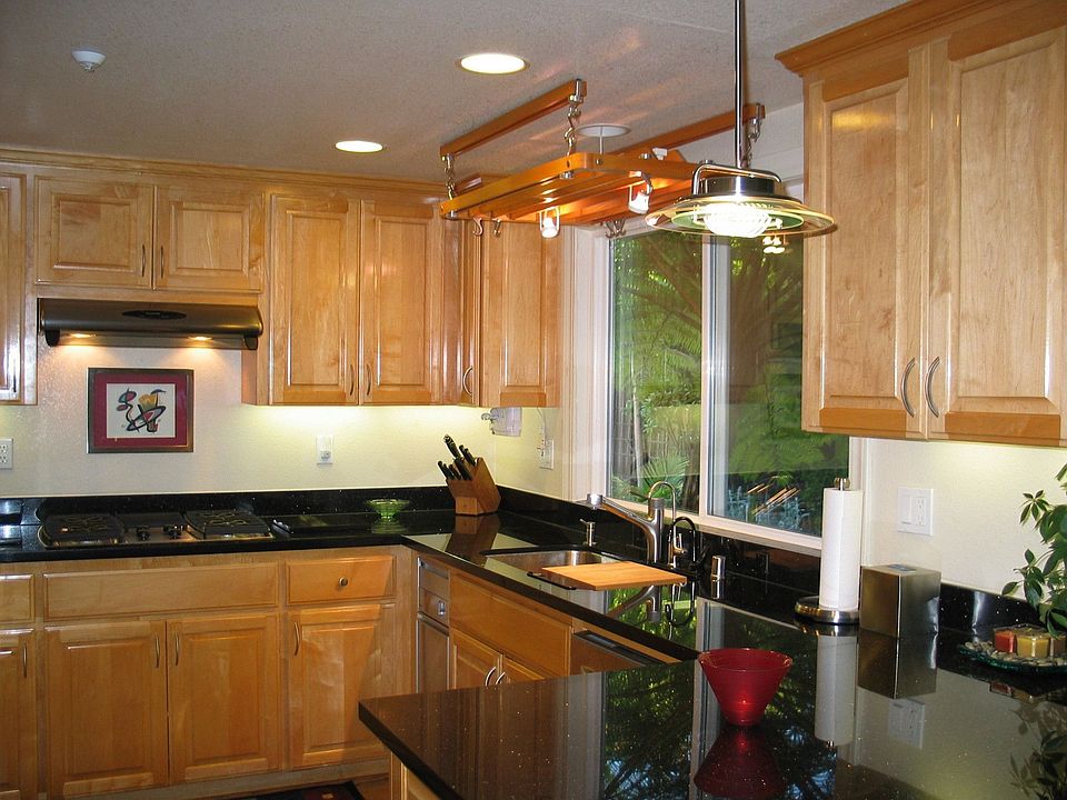 1st image of 628 El Patio Dr