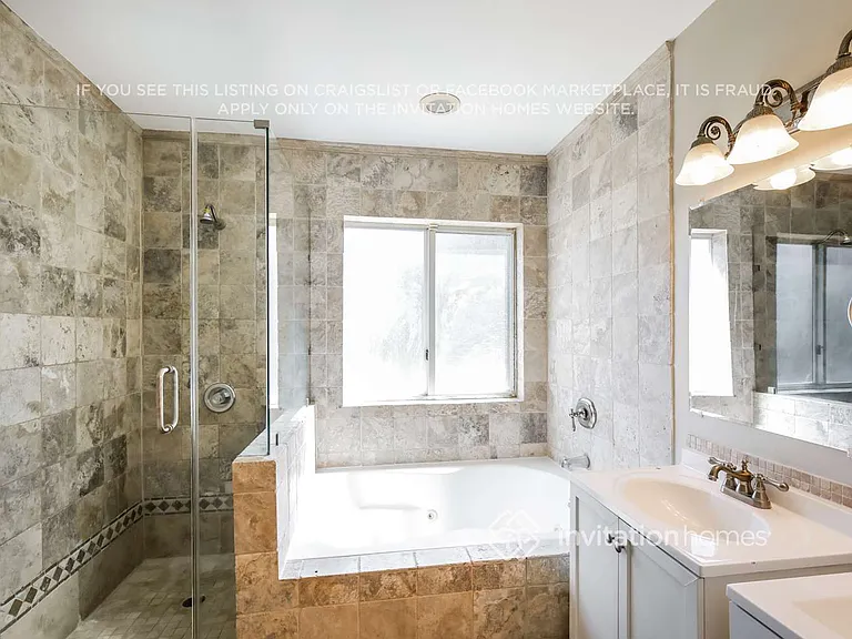 18015 SW 154th Pl — Photo 13