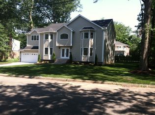 944 Woodland Ave, Oradell, NJ 07649