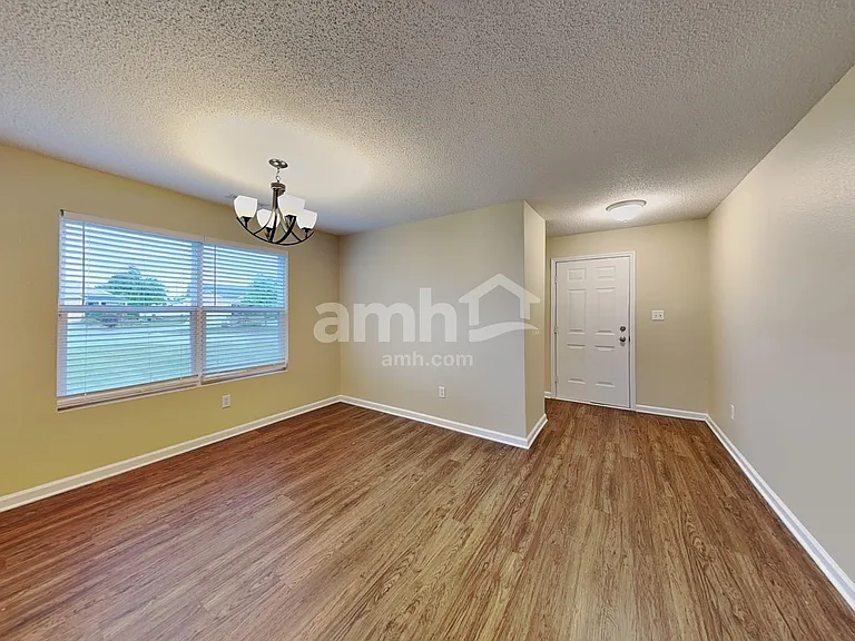 897 Sunvista Dr — Photo 8