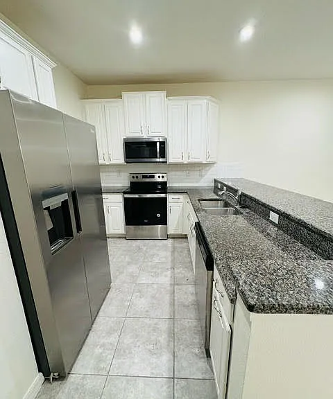 2682 Chantilly Ave — Photo 30
