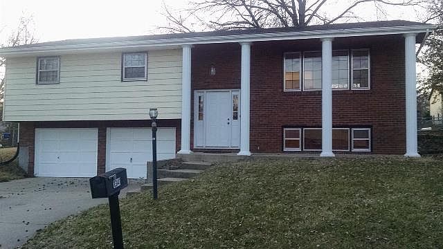 2nd image of 1341 S Pecos Ave