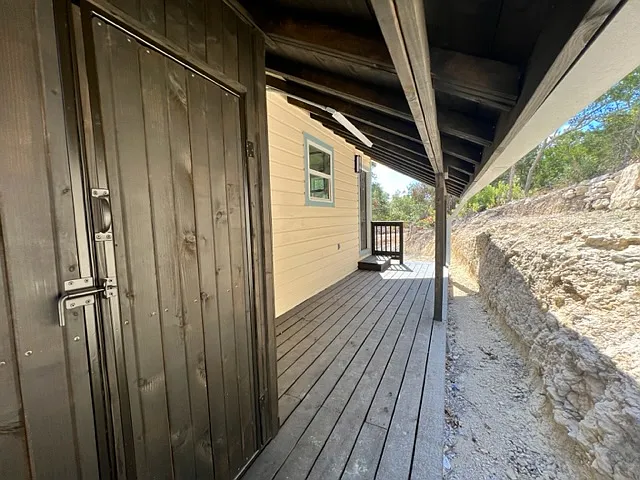 6815 FM 2673 — Photo 15