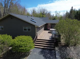 152 W Bay Rd, Gouldsboro, ME 04607