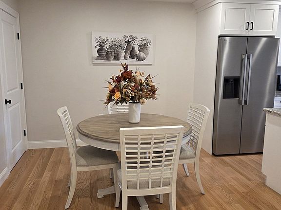 4th image of 519 Mendon Rd #519