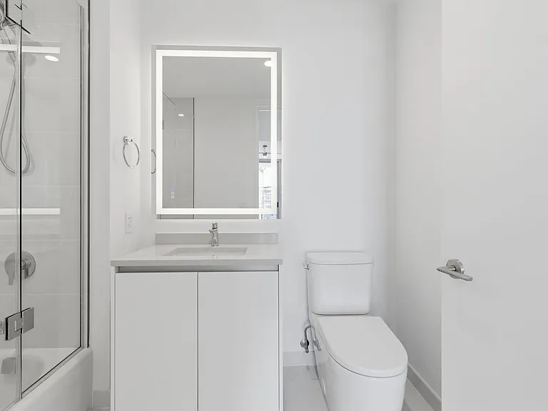 400 Central Ave #2903 — Photo 30