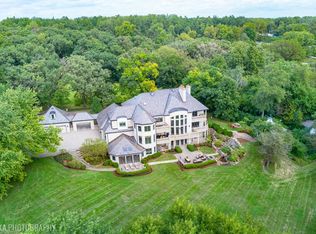 101 W County Line Rd, Barrington, IL 60010