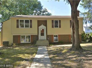 104 Longdraft Rd, Gaithersburg, MD 20878