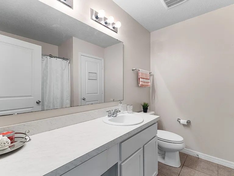 213 Lake Lucerne Way — Photo 11
