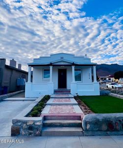 2319 Byron St, El Paso, TX, 79930