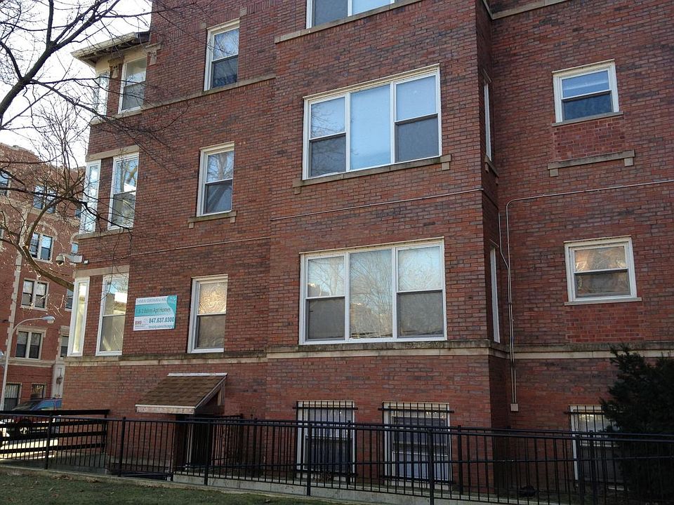 1st image of 7458 N Greenview Ave APT 2