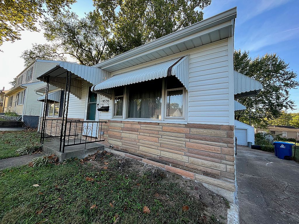 9536 Theodosia Ave, Saint Louis, MO 63114 Zillow