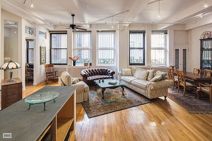 1st image of 205 W 19th St APT 2R