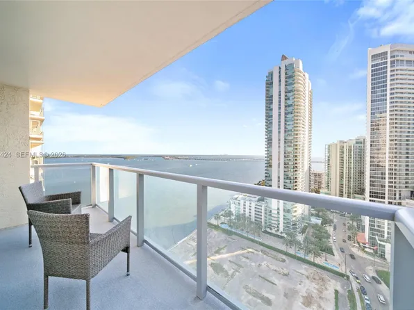 1155 Brickell Bay Dr, Miami, FL