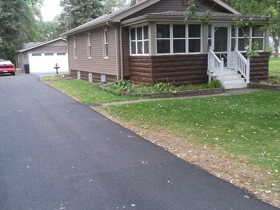 1st image of 5452 Vineyard Dr