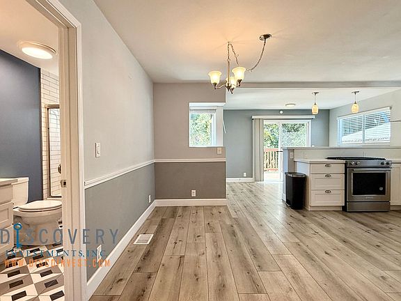 5th image of 6225 Hillmont Dr