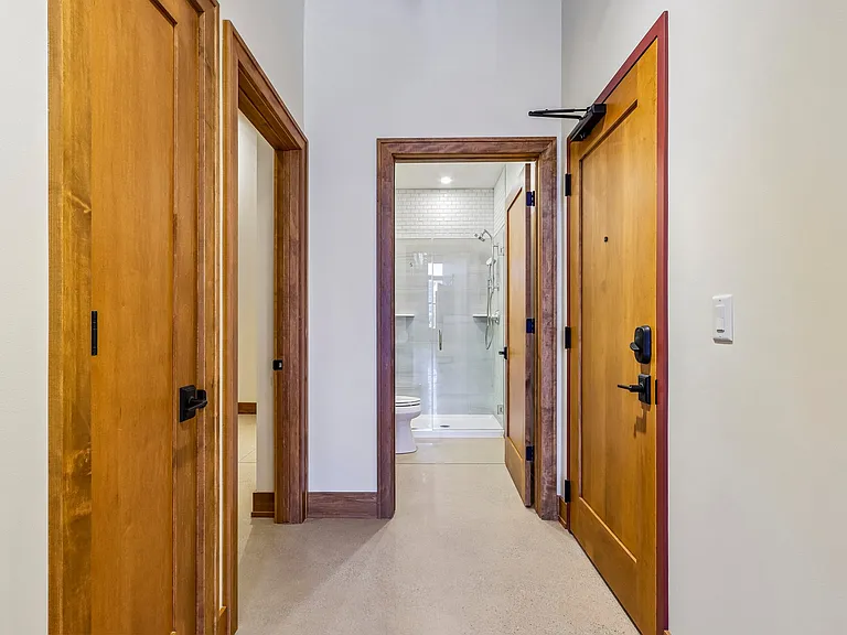 Ward House — Photo 96