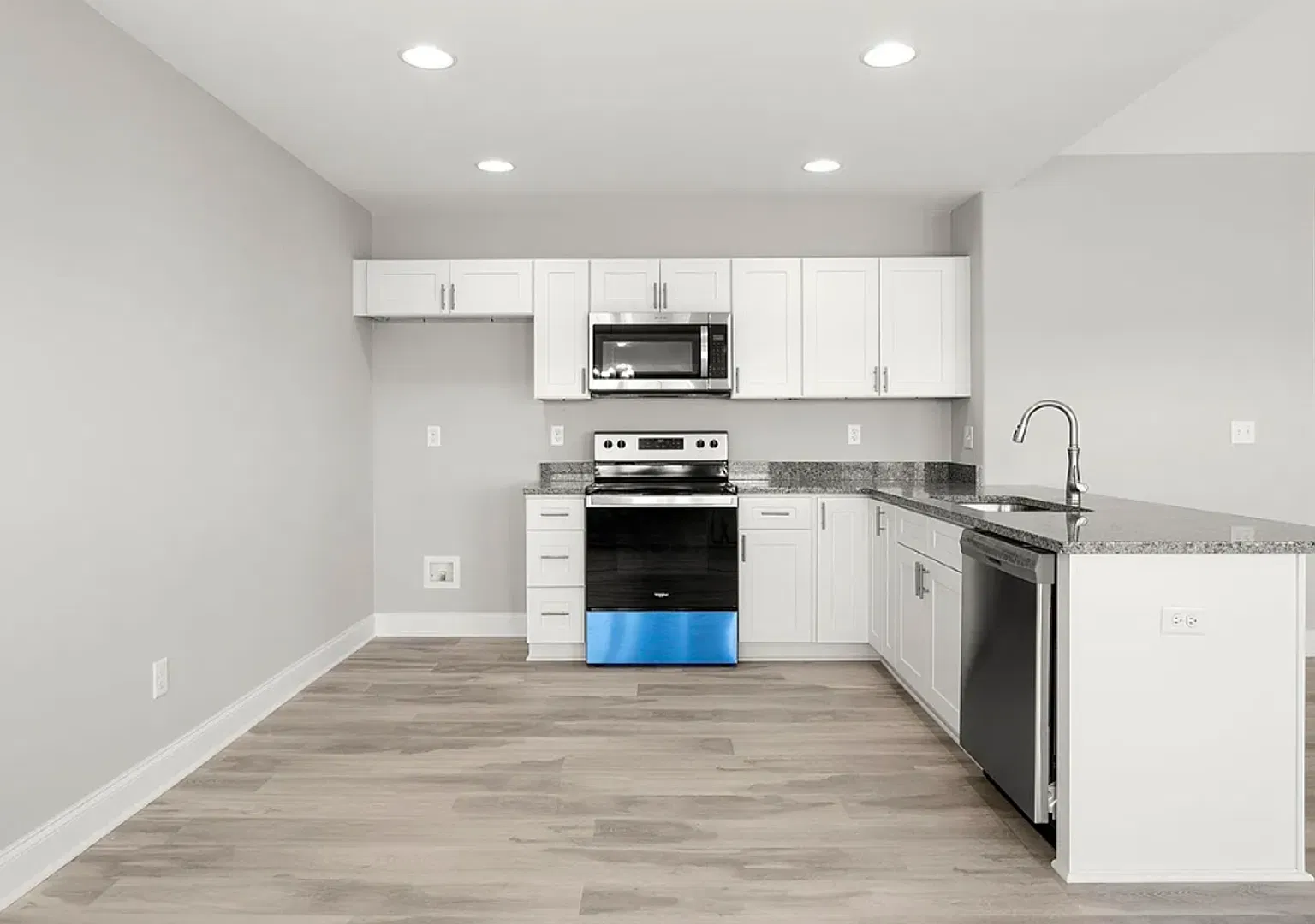 1203 Melody Avenue — Photo 4