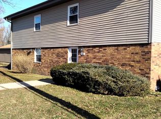501 W Brink St APT 2S, Harvard, IL 60033