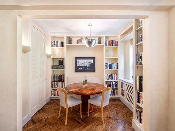 2nd image of 710 Park Ave APT 3D