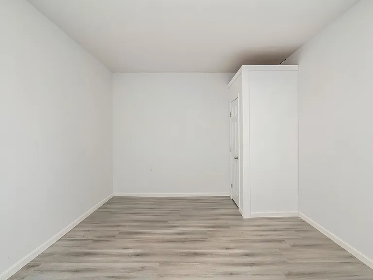 728 Birchbrook Dr — Photo 13