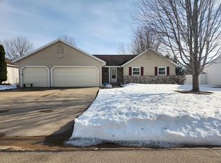 2003 Deer Haven Drive, Menasha, WI