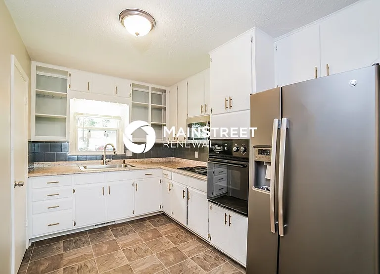 913 SW 14th Street Ter — Photo 9