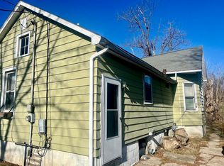 431 7th Ave N, Clinton, IA 52732